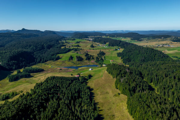 Tourbières et lac des Hautes-Combes