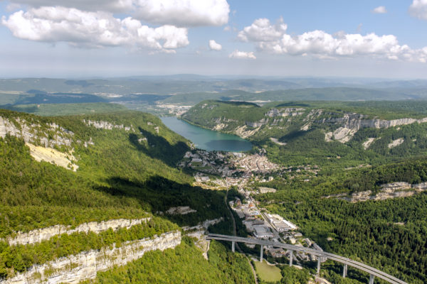 Le tour des Monts d'Ain par la Chartreuse de Meyriat